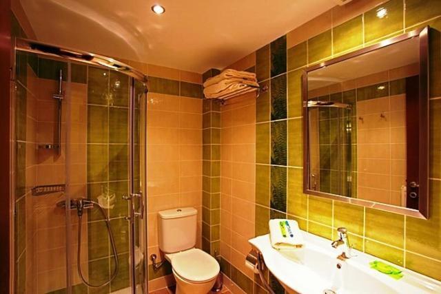 Guesthouse Michobeis Kamarina Bagian luar foto